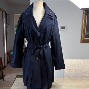 NWOT Navy London Fog light weight Trench Coat with detachable hood, no flaws.
